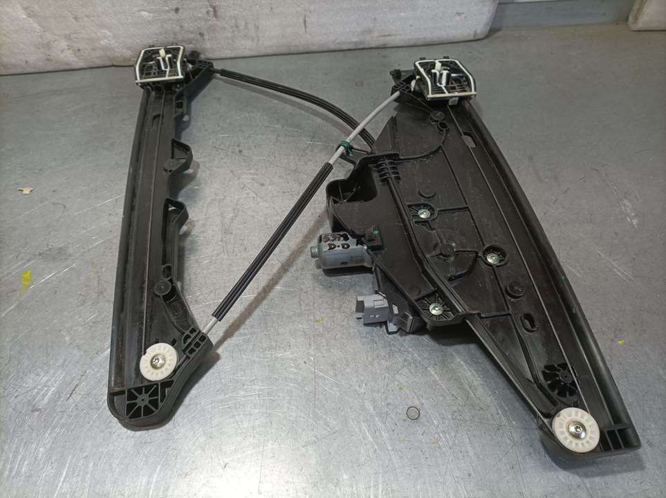 Elevalunas Delantero Derecho Para Peugeot 2008