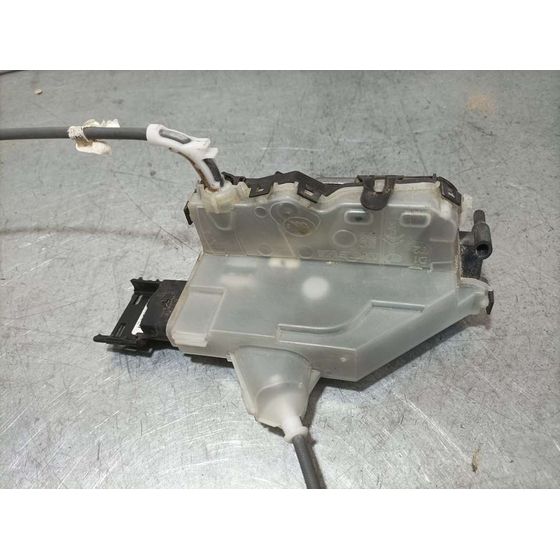 Cerradura Puerta Delantera Derecha Para Peugeot 2008