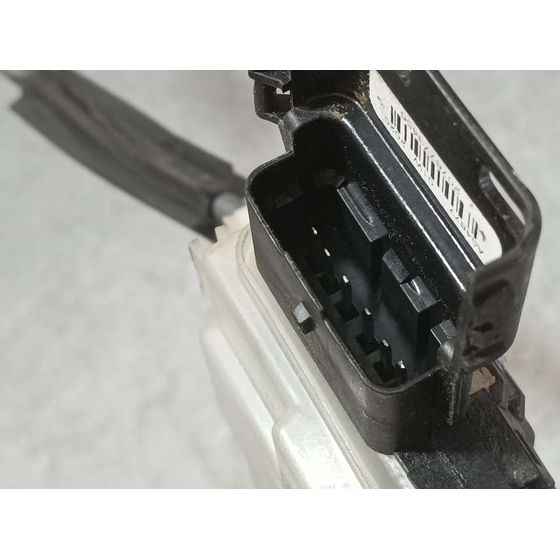 Cerradura Puerta Trasera Derecha para Peugeot 2008 (P1)