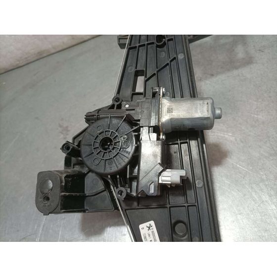 Elevalunas Trasero Derecho Para Peugeot 2008