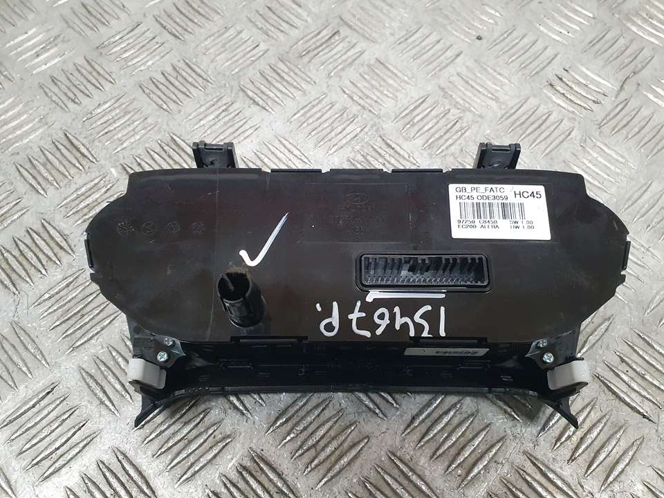 Mando Climatizador Para Hyundai I20 Active