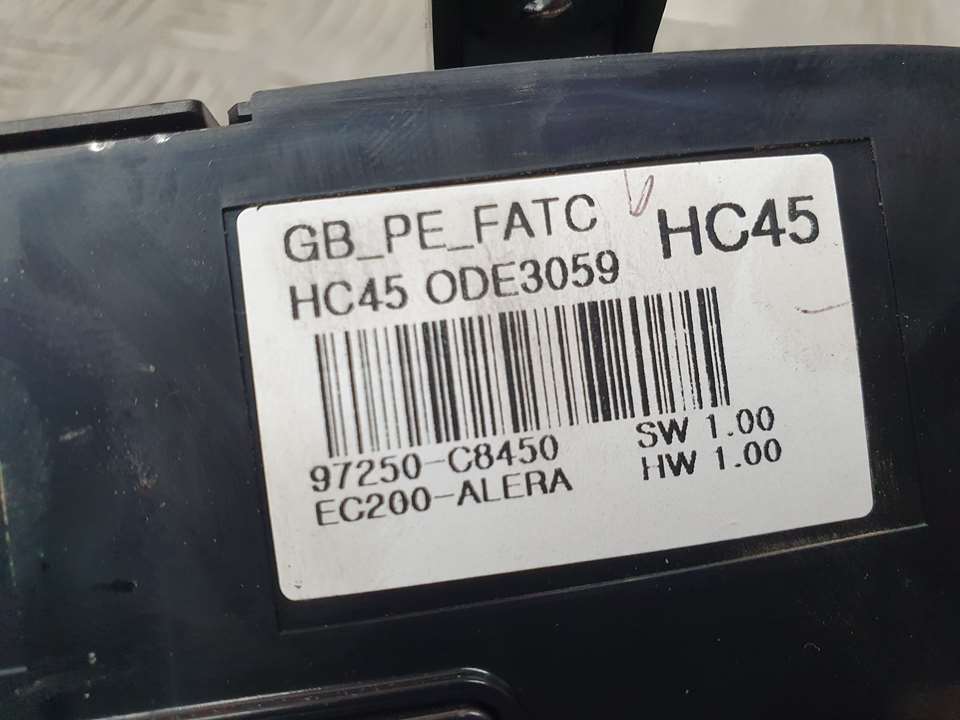 Mando Climatizador Para Hyundai I20 Active