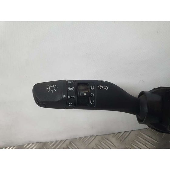 Mando Luces Y Limpia Para Hyundai I20 Active