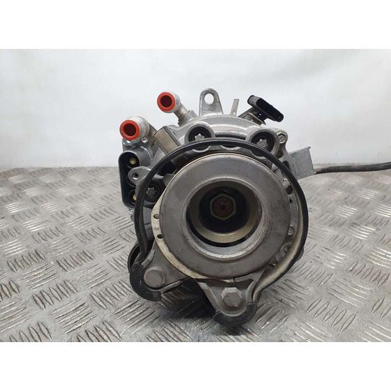 Alternador Para Bmw I8