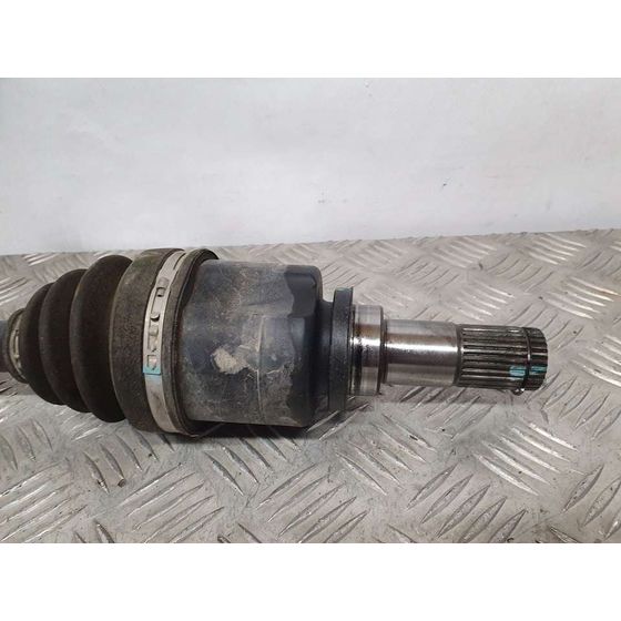Transmision Delantera Izquierda Para Fiat Sedici