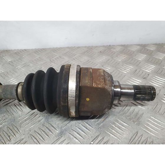 Transmision Delantera Izquierda Para Kia Cee'd