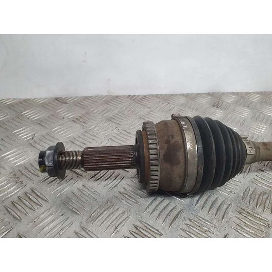 Transmision Delantera Izquierda Para Kia Cee'd