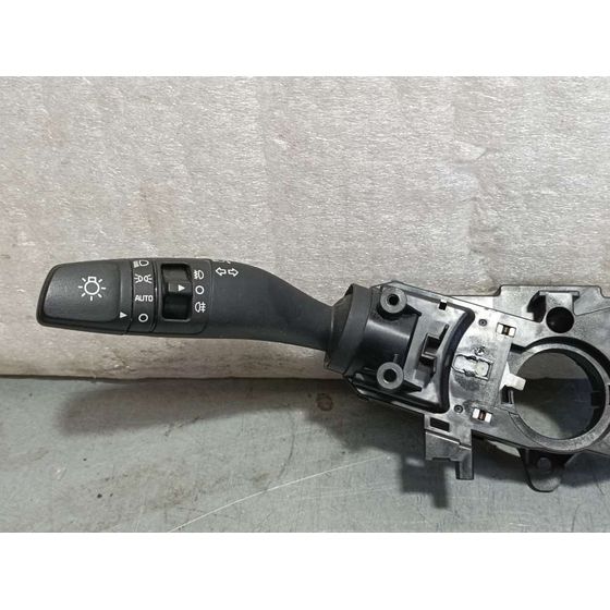 Mando Luces Y Limpia Para Kia Niro