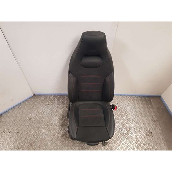 Juego Asientos Completo Para Mercedes Clase Cla  Coupe