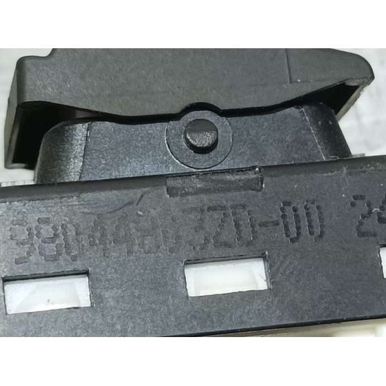Mando Elevalunas Trasero Derecho Para Peugeot 2008