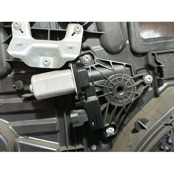 Elevalunas Trasero Izquierdo Para Jeep Renegade