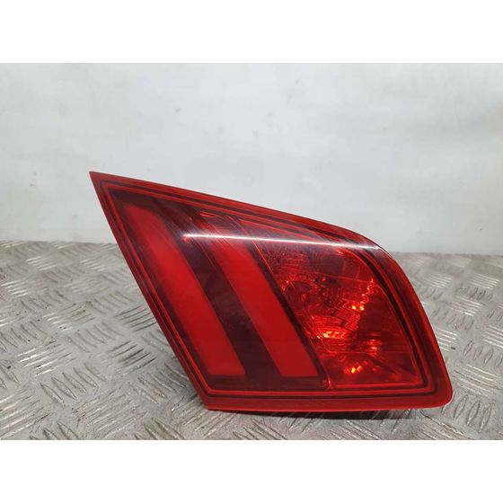 Piloto Trasero Izquierdo Para Peugeot 308