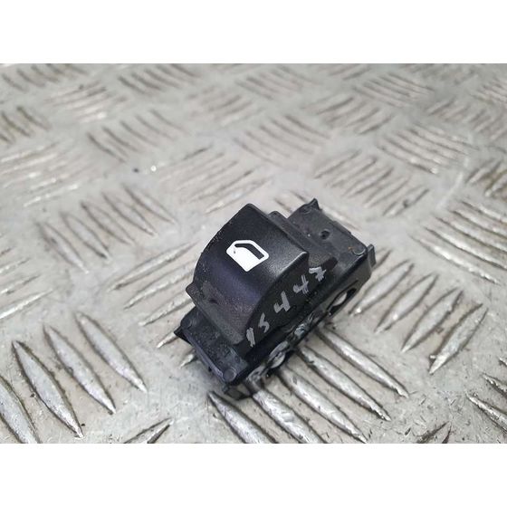 Mando Elevalunas Delantero Derecho Para Peugeot 308