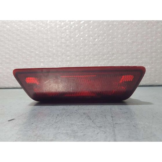 Faro Antiniebla Trasero Central Para Nissan Juke