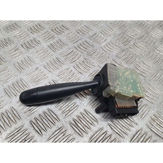 Mando Limpia Para Toyota Yaris