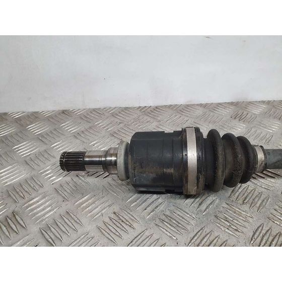 Transmision Delantera Izquierda Para Toyota Yaris