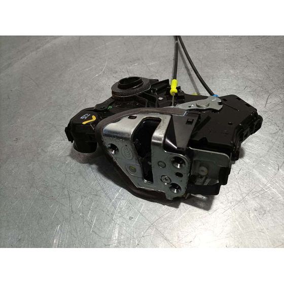 Cerradura Puerta Delantera Izquierda Para Toyota Auris