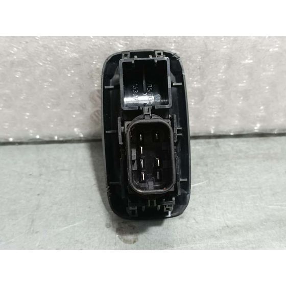 Mando Elevalunas Delantero Derecho para Ford Ka+