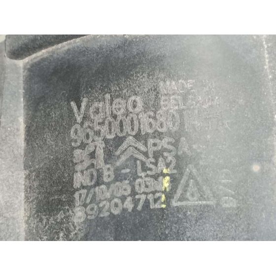 Faro Antiniebla Derecho Para Citroen C4 Berlina