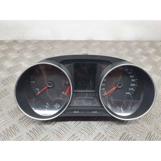 Cuadro Instrumentos Para Volkswagen Polo