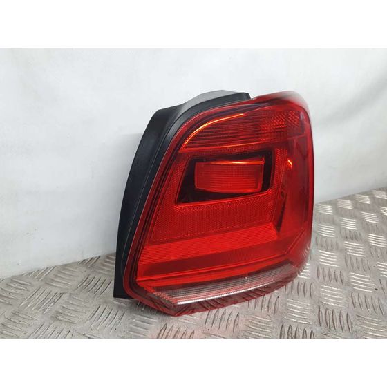 Piloto Trasero Derecho Para Volkswagen Polo