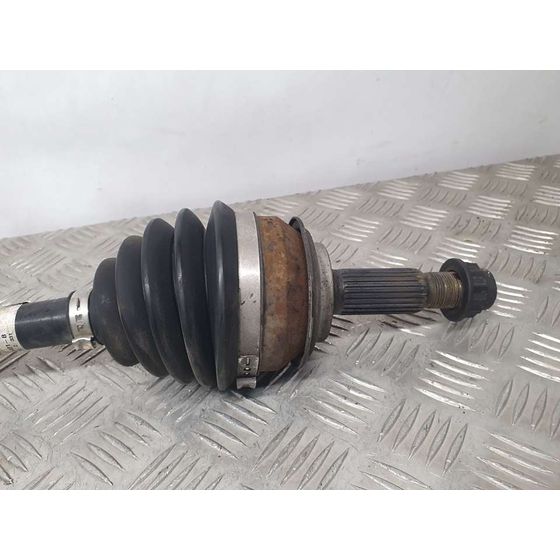 Transmision Delantera Derecha Para Toyota Yaris