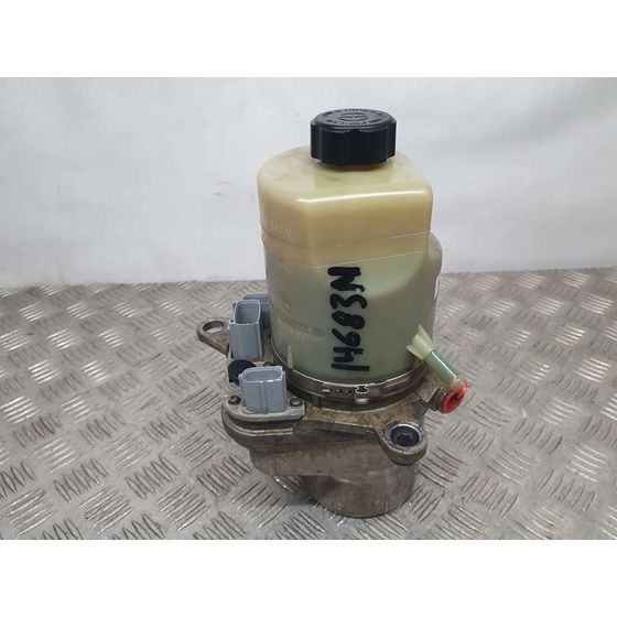 Bomba Direccion Electrica Para Ford Focus Lim.