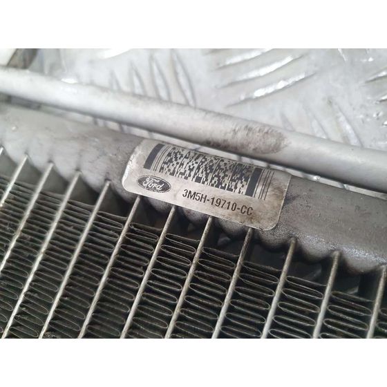 Condensador / Radiador Aire Acondicionado Para Ford Focus Lim.