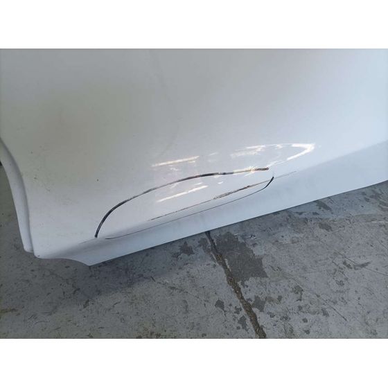 Puerta Trasera Izquierda Para Ford Fiesta