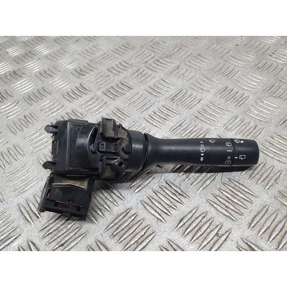 Mando Limpia Para Peugeot 108 Top
