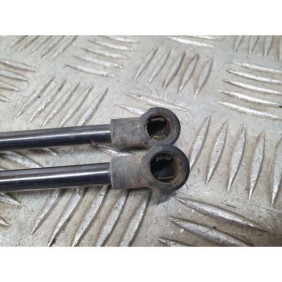 Amortiguadores Maletero / Porton Para Peugeot 108 Top