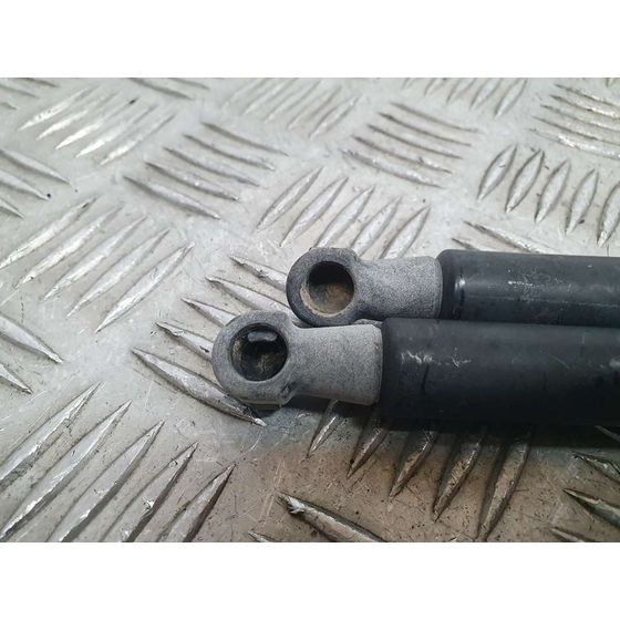 Amortiguadores Maletero / Porton Para Peugeot 108 Top