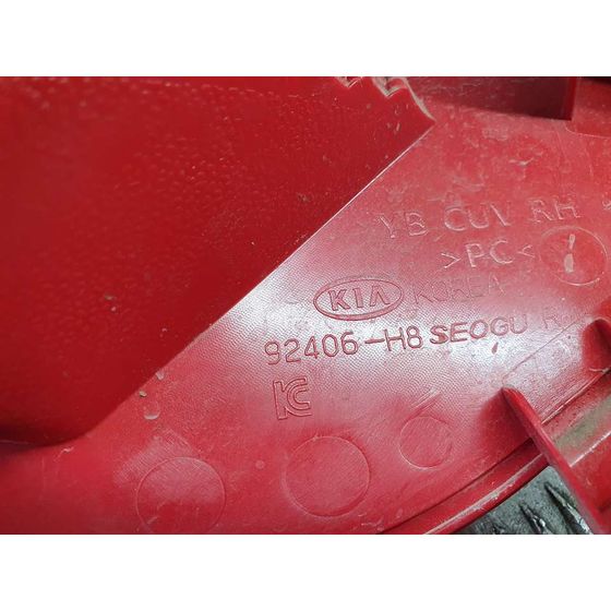 Piloto Trasero Derecho Paragolpes para Kia Stonic (Ybcuv)