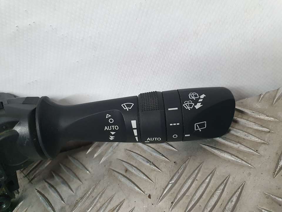 Mando Limpia Para Toyota Auris