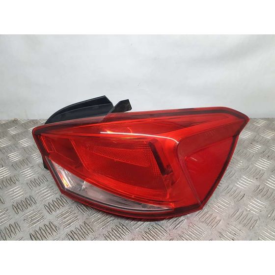 Piloto Trasero Derecho para Seat Ibiza (Kj1)
