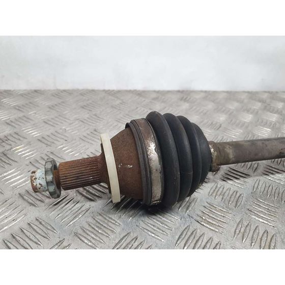 Transmision Delantera Izquierda Para Volkswagen Polo