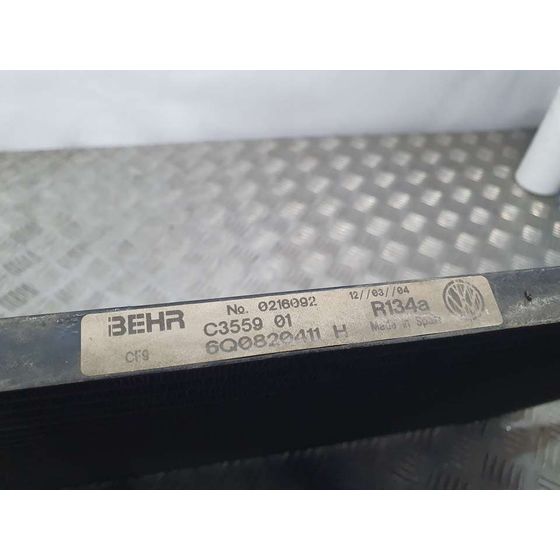 Condensador / Radiador Aire Acondicionado Para Volkswagen Polo