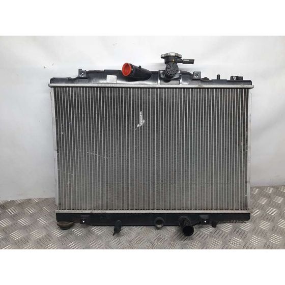 Radiador Agua Para Mazda 2 Lim.