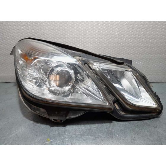 Faro Derecho Para Mercedes Clase E Familiar