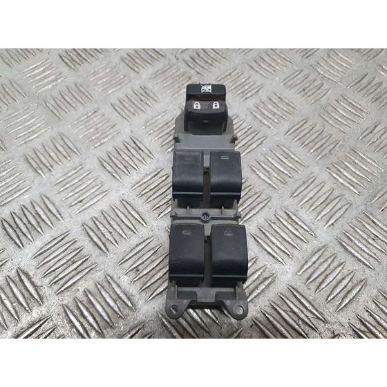 Mando Elevalunas Delantero Izquierdo Para Toyota Auris
