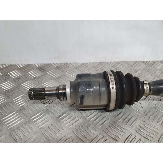 Transmision Delantera Derecha Para Toyota Auris