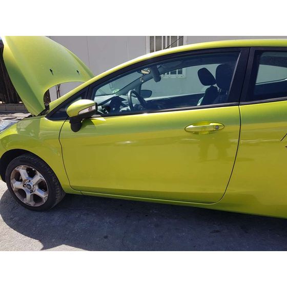 Puerta Delantera Izquierda Para Ford Fiesta