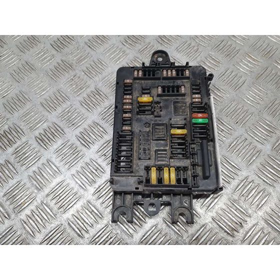 Caja Reles / Fusibles Para Bmw Serie 4 Gran Coupe