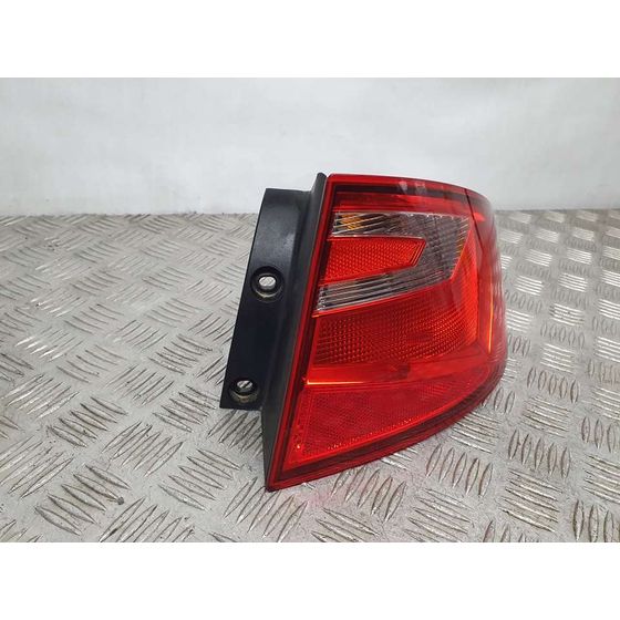 Piloto Trasero Derecho para Seat Toledo (Kg3)