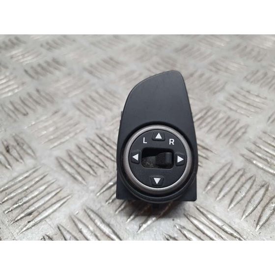 Mando Retrovisor para Hyundai I20