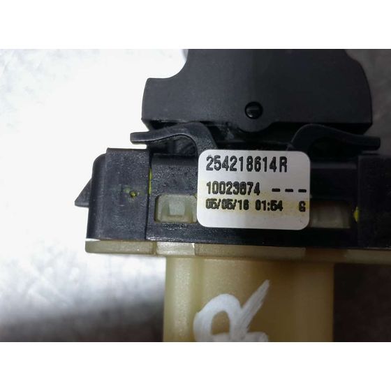 Mando Elevalunas Delantero Derecho para Renault Captur