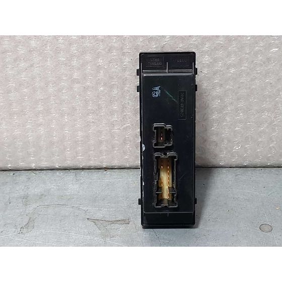 Mando Elevalunas Delantero Izquierdo Para Nissan Pulsar