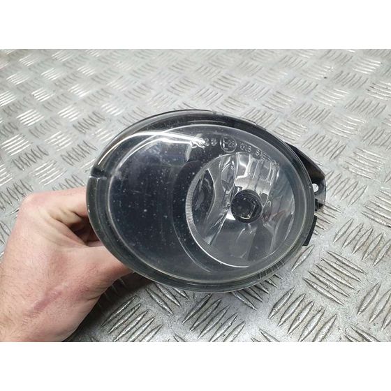 Faro Antiniebla Izquierdo Para Volkswagen Passat Berlina