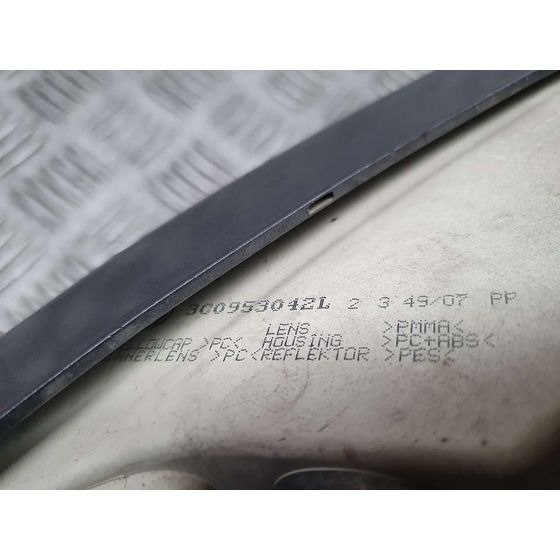 Piloto Delantero Derecho Para Volkswagen Passat Berlina
