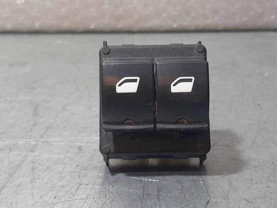 Mando Elevalunas Delantero Izquierdo  Para Citroen Berlingo
